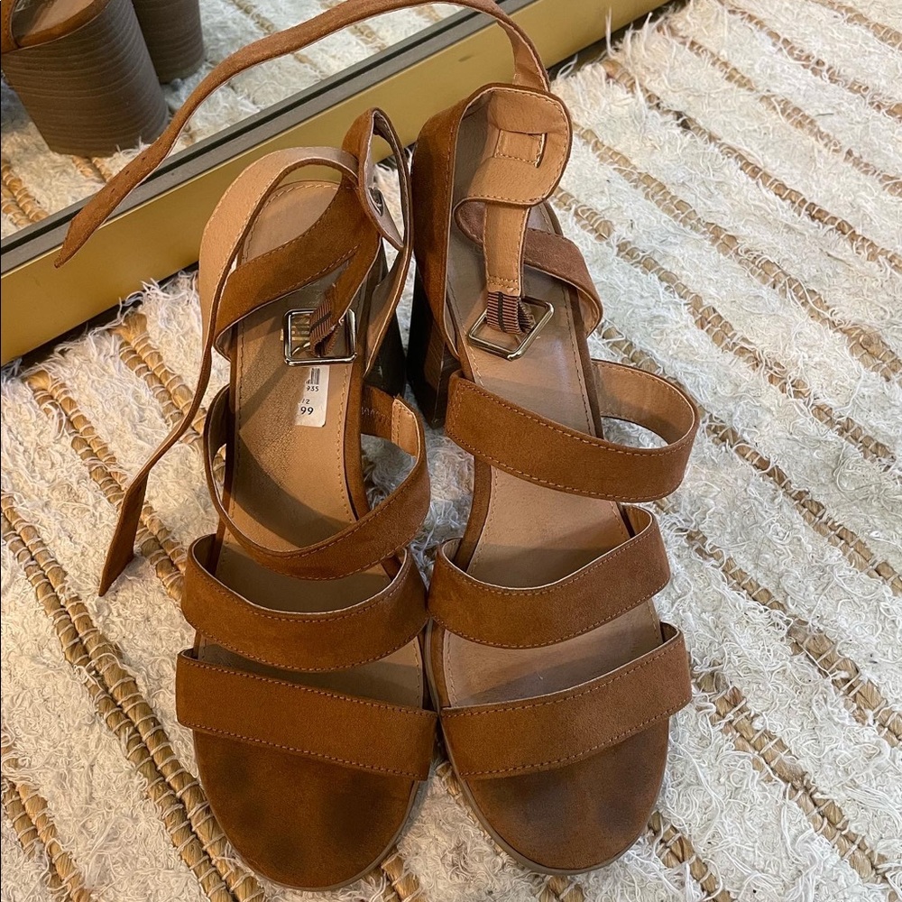 Trash&Luxury Heels with 4 straps
